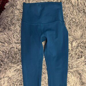 Lululemon SIZE 0 Wunder Train High Rise Tight 27” in Capri Blue